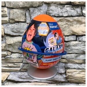NEW Ryans World Galaxy Explorer Planet 10 Doll Figure Pack Shuttle Space Egg NIP